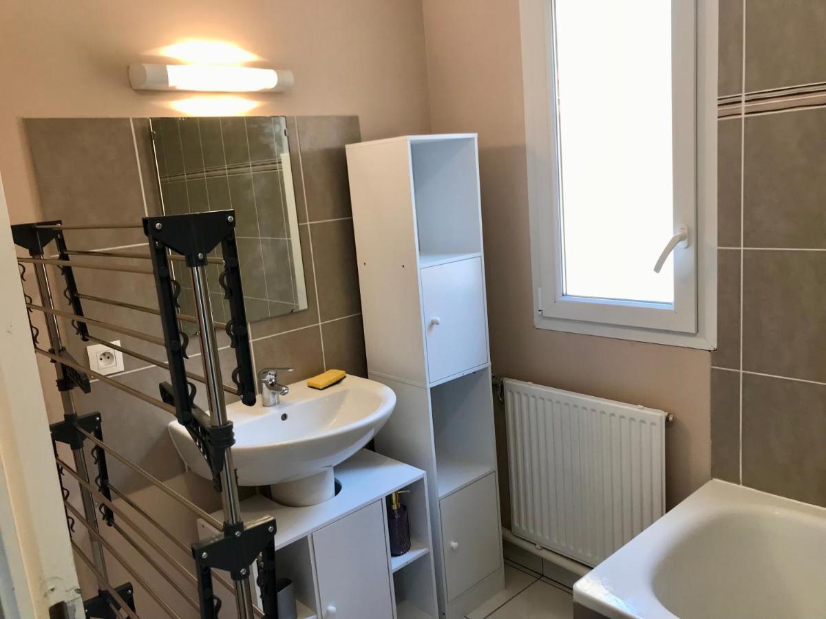 Agreable Maison Proche Gare Avec Parking Gratuit Le Mans Buitenkant foto